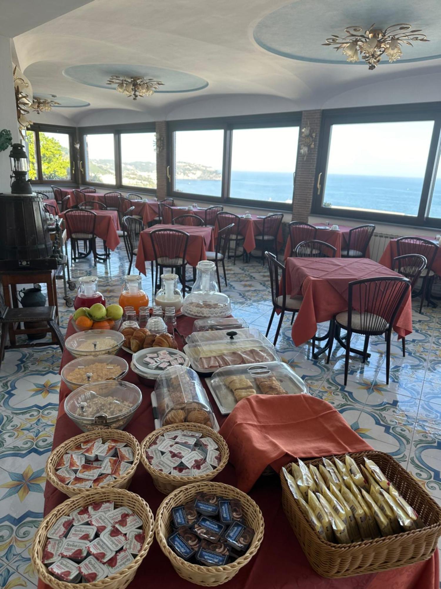 Hotel Residence - Parco Mare Monte Casamicciola Terme Dış mekan fotoğraf